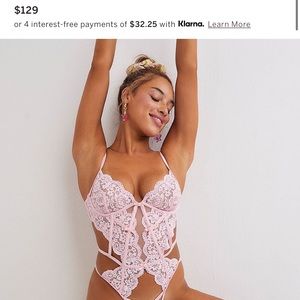 NWOT - FOR LOVE & LEMONS
Creamsicle Lace Bodysuit